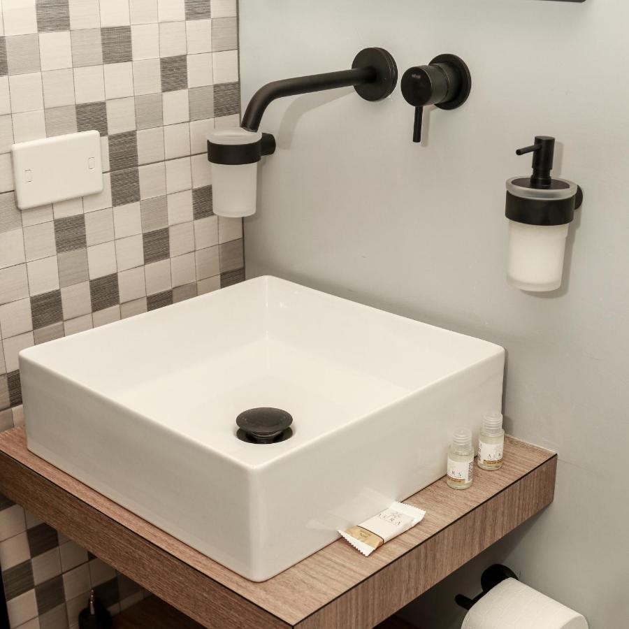 Dislocati Bnb - Jacuzzi Privata - Cucina - Tv60" - Minimal Luxury 马里利亚诺 外观 照片