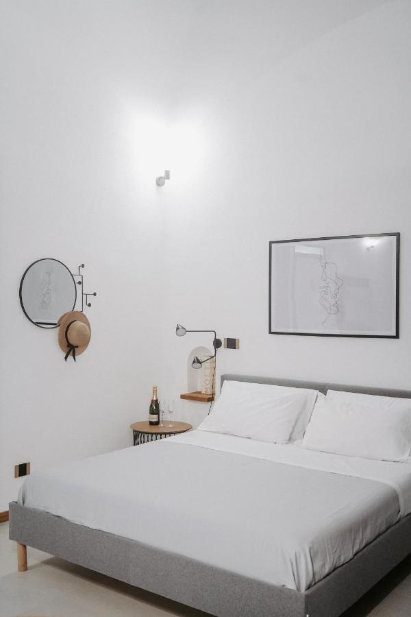 Dislocati Bnb - Jacuzzi Privata - Cucina - Tv60" - Minimal Luxury 马里利亚诺 外观 照片