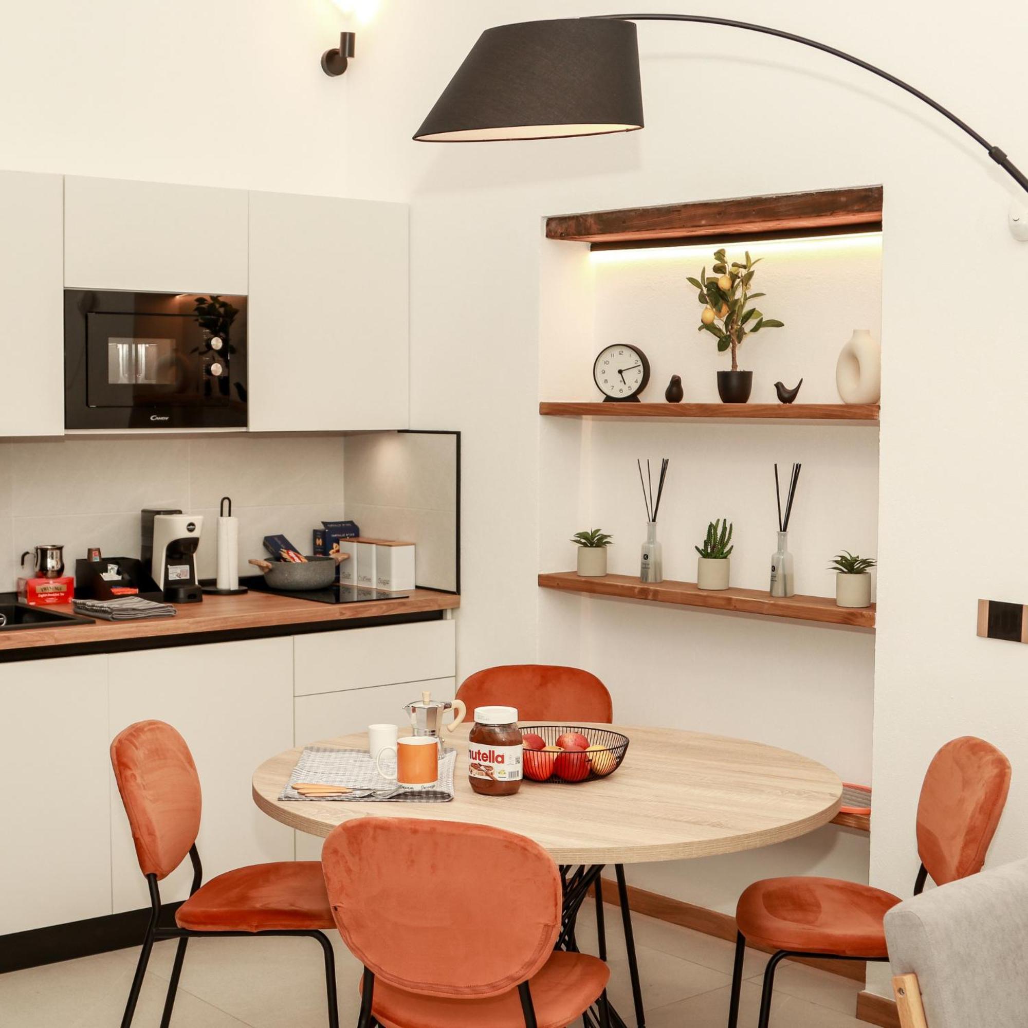 Dislocati Bnb - Jacuzzi Privata - Cucina - Tv60" - Minimal Luxury 马里利亚诺 外观 照片