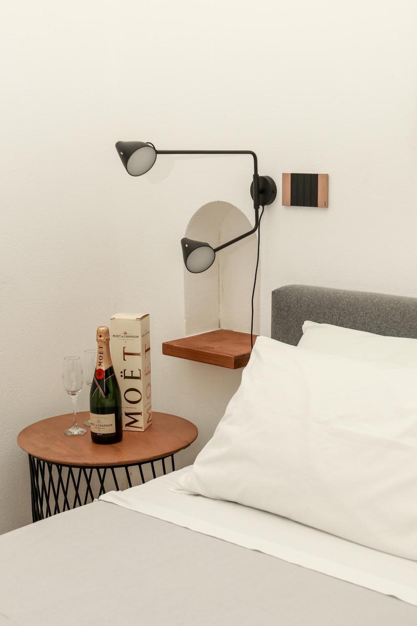 Dislocati Bnb - Jacuzzi Privata - Cucina - Tv60" - Minimal Luxury 马里利亚诺 外观 照片